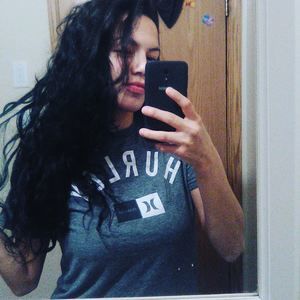 Meet your Posher, Farrah